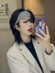 -时尚殿堂明星门店