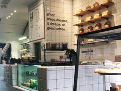 面包甜点陈列柜-81bakery(关山路店)
