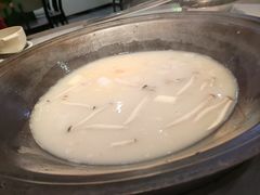 -陈大锅·岳阳鱼馆·地道岳阳菜(美食街店)