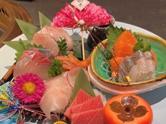 -铭牛烧肉·和牛海鲜自助(高新月牙湖店)