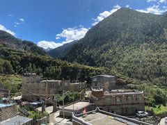 -四姑娘山阿巴郎·藏式花园餐厅