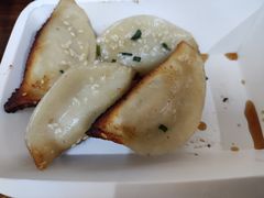 -香山胡记吴江路生煎(灵山路店)