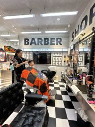 点击看大图 -Devilhands Barbershop男士理容店