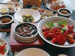 -江宴渔村·鱼鲜土菜(紫荆广场店)