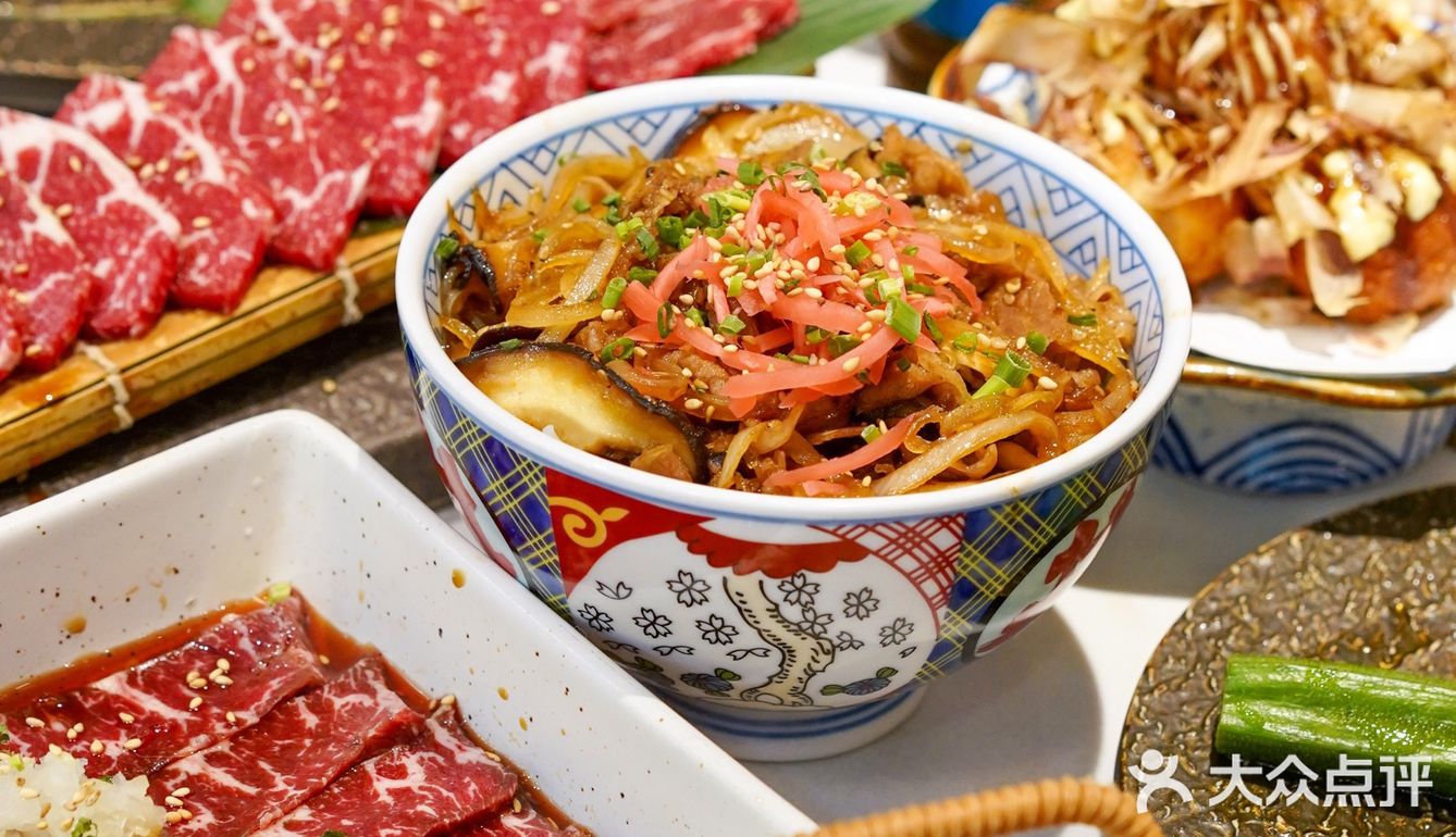 午休时间🥩从工位上转战到木偶剧院，只为你的性价比。