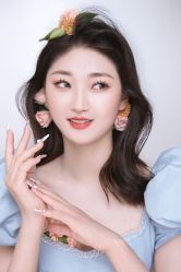 -洋洋婚纱品牌集合店