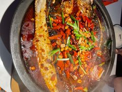 -鸣记脆皮烤鱼·海鲜烤鱼(三八广场店)