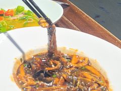 响油鳝糊-鱼食饭稻·苏浙土菜17年老馆子(平江路店)