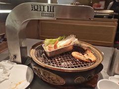 -山焱·炭火自助烤肉(周浦万达店)