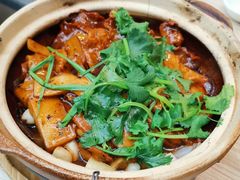 啫啫牛仔骨-小鳌陪你小排档·四季小龙虾·田鸡·宵夜(中央第五街店)