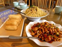 -严记小天府酸菜鱼(西四路店)