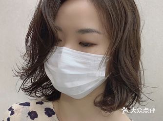上海出生但是11岁〜24岁生活在日本横滨