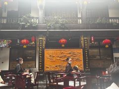-蔼若春.传承三十年云南菜(金碧公园店)