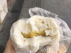 奶黄包-容师傅(城外步行街店)