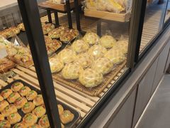 -顶东面包花园·生日蛋糕(世博店)