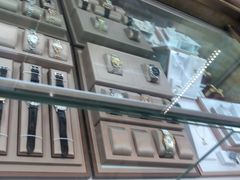 -亨得利名表服务中心(上海湾店)