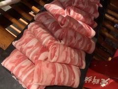 -老牌坊云南鱼豆花火锅(爱建店)