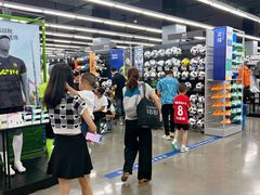 -迪卡侬(西华店)