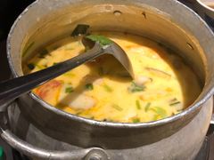 越式酸辣虾汤-大头虾越式风味餐厅(光明广场店)