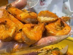 -休记光头香辣蟹干锅(绵竹店)