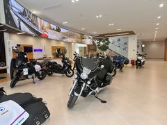 -沈阳业乔信宝宝马4S店(于洪广场店)