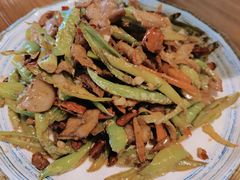 -先启半步颠·川菜小炒