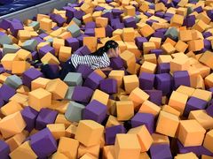 -VFSC极限蹦床主题公园(乐园道彩悦城阳光店)