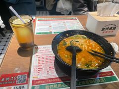 -肥汁米蘭香港米线(定西路店)