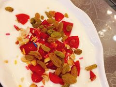 -牧场烧烤餐饮广场