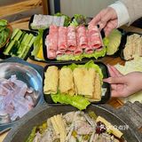 有没有人管啊！？！这家石锅鱼整这么大一只牛🐸蛙！