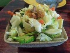 鱼露炒杂菜-Pad Thai Kratong Thong by ama