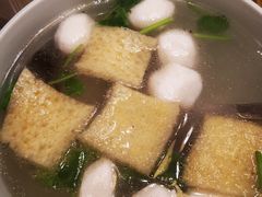 香菜鱼圆汤-双塔老饭店