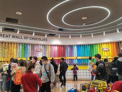 -m豆巧克力世界(上海世茂广场店)