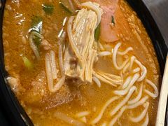 -肥汁米蘭香港米线(定西路店)
