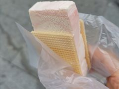 -詹爷爷乌节路街头冰淇淋