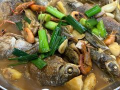杂鱼煲-李东农庄(中南百草园地标店)