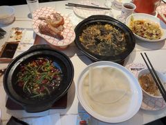 -阿瓦山寨·湘菜现炒·剁椒鱼头王(咸阳总店)