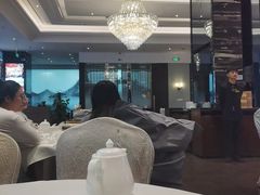 -万龙洲海鲜(大兴绿地缤纷城店)