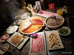 -小龙坎火锅(好世界店)