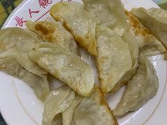 马蹄锅贴-长人馄饨铺(解放街店)