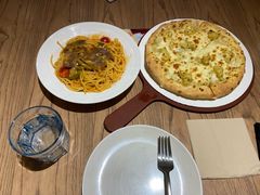 -必胜客(阿罗海店)