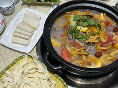 -九寨沟特色牦牛肉汤锅