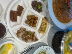 -香山湖家家宴(中山陵店)