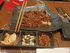 -何师烧烤·香辣蟹·川菜·30年老品牌(太古里旗舰店)