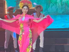 -金东尼人妖秀
