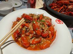 -肥肥虾庄·金牌油焖大虾(杨园滨江时代walk店)