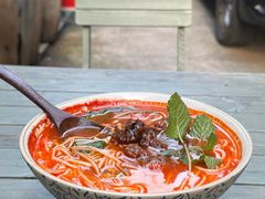 -粉八·云南米线·建水烧烤(常熟路店)