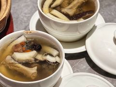 椰子炖竹丝鸡汤-啫神·广州地标美食(北京路店)