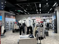 -LuOne凯德晶萃广场(徐家汇路店)
