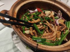 啫啫鱿鱼须-广东道至正餐厅(区庄店)